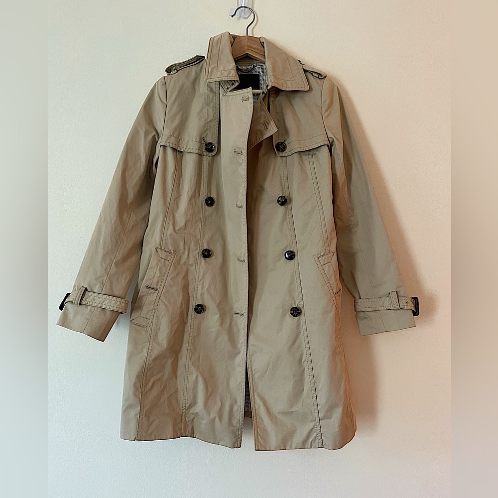 Banana Republic beige trench coat